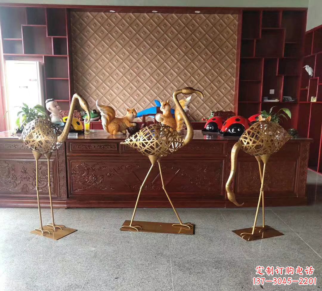 开封不锈钢镂空火烈鸟雕塑