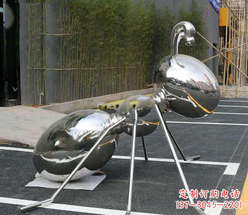 开封不锈钢蚂蚁雕塑——艺术的融合