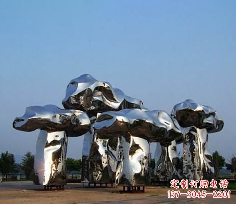 开封不锈钢蘑菇雕塑——一次惊艳的艺术之旅