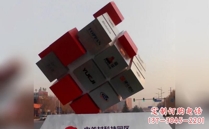 开封不锈钢魔方雕塑艺术精灵的精彩表现