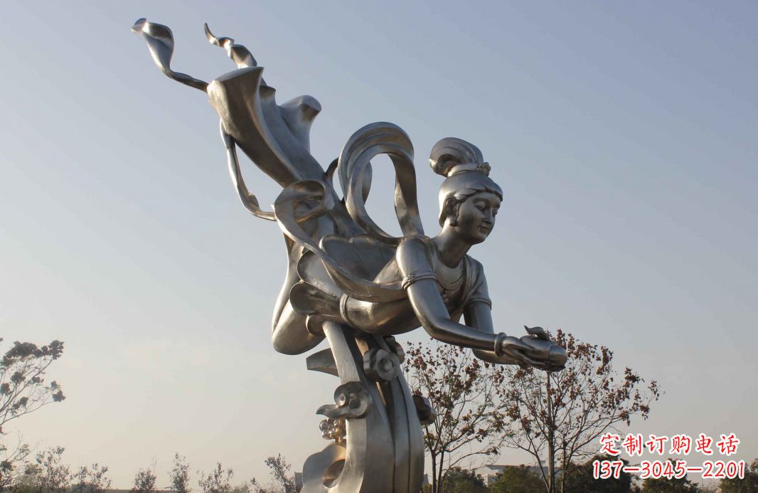 开封蟠桃祈福精美不锈钢雕塑