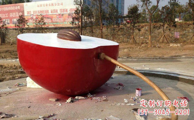 开封不锈钢苹果雕塑艺术与实用的结合