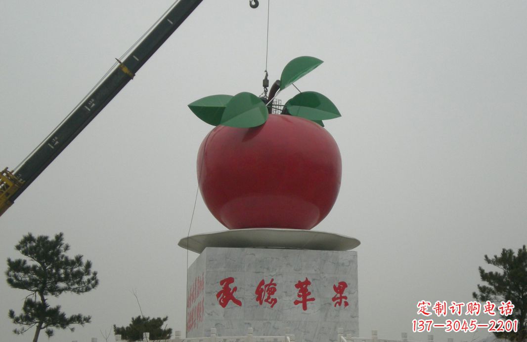 开封不锈钢苹果雕塑精美绝伦的艺术杰作