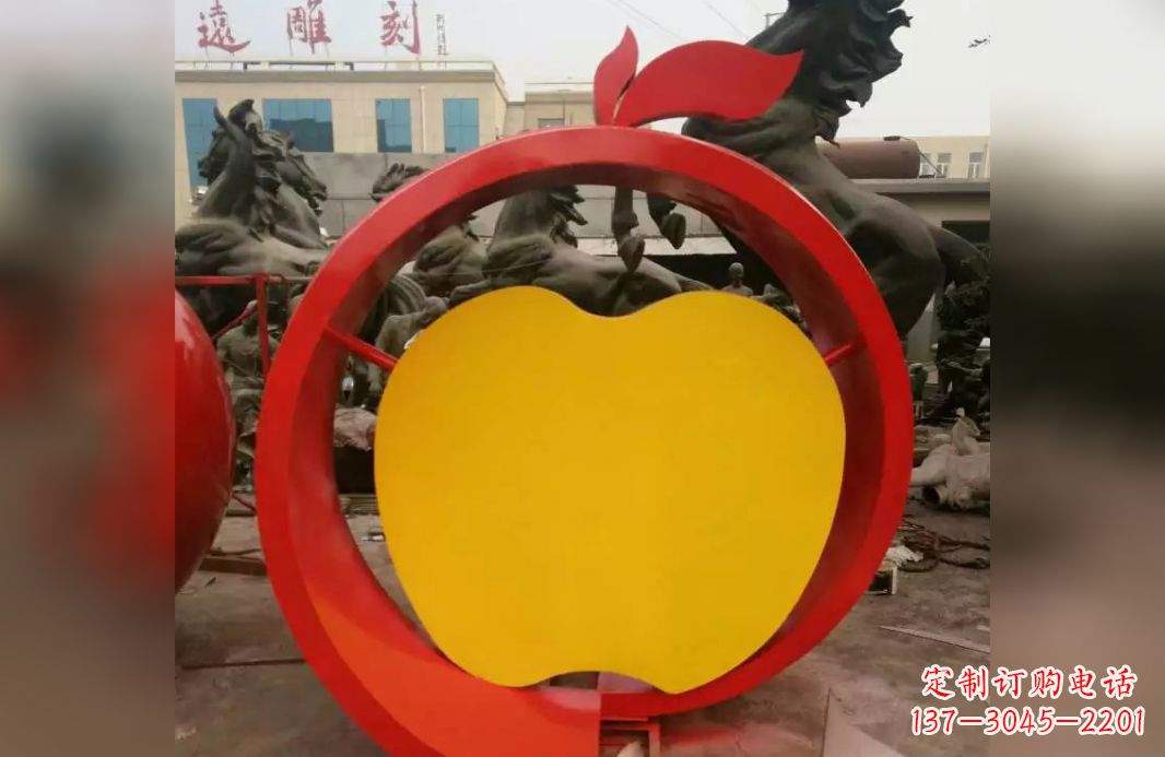 开封不锈钢苹果广场雕塑