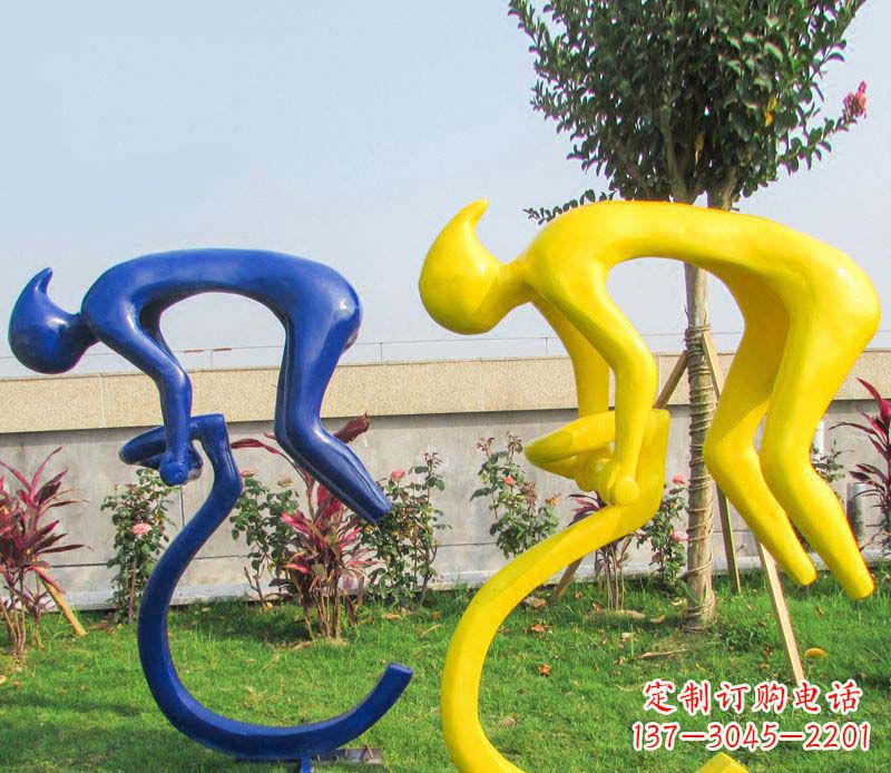 开封不锈钢骑自行车广场景观雕塑——给城市带来活力