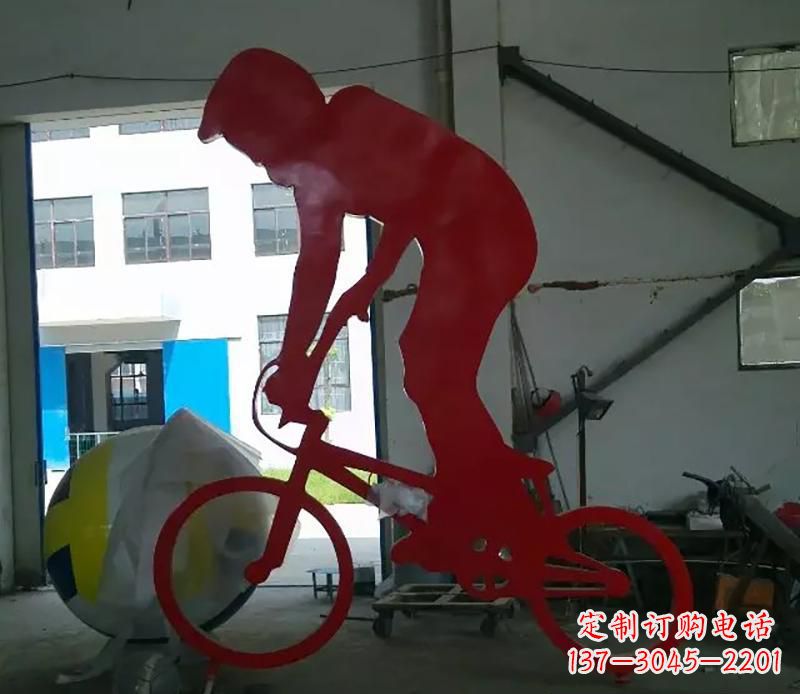 开封不锈钢自行车雕塑激发自行车运动的热情