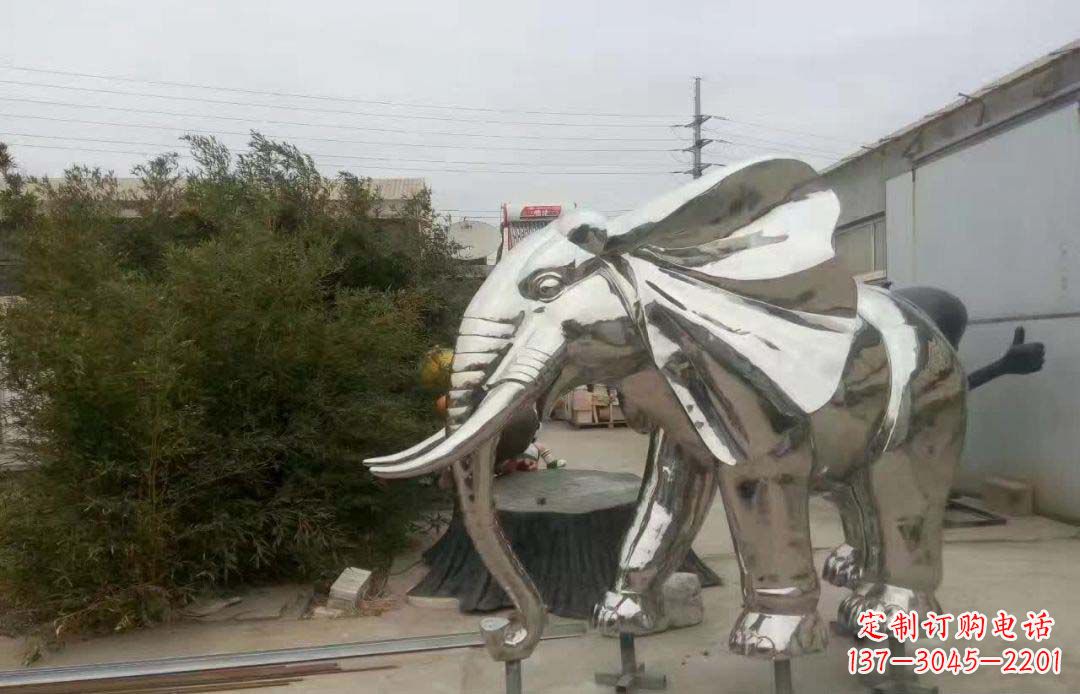 开封大象雕塑为售楼部装饰点缀