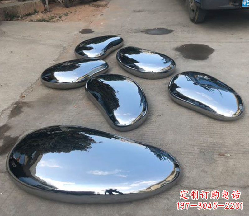 开封水滴雕塑——不锈钢的精美之作
