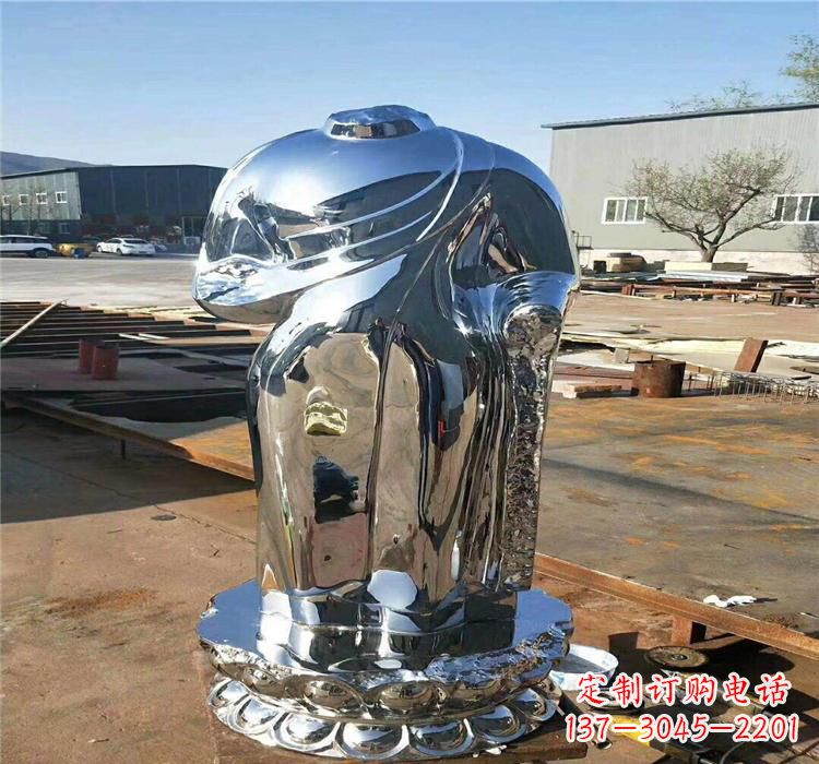 开封太湖石雕塑精美的艺术之作