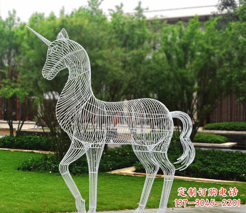 开封不锈钢马雕精美艺术品