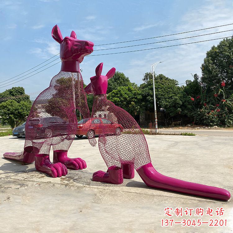 开封不锈钢袋鼠雕塑给公园带来美好景观
