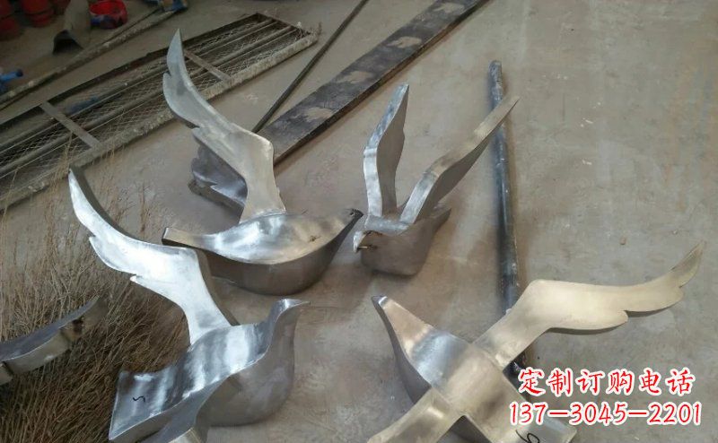 开封精美的不锈钢小型鸽子雕塑