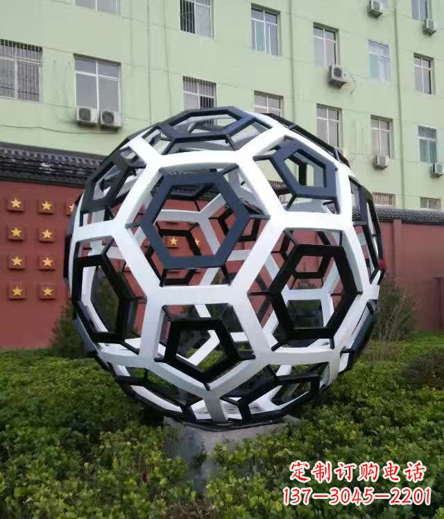 开封不锈钢足球雕塑缔造校园新风貌