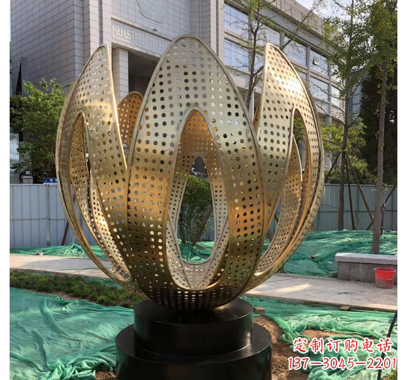 开封不锈钢拱门雕塑以艺术之美装点园林