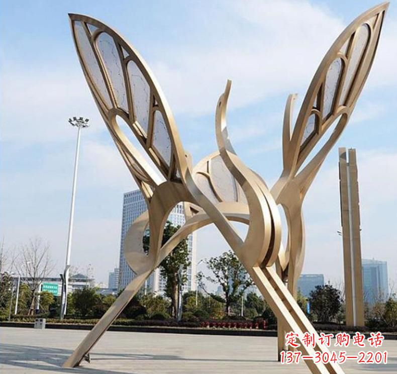 开封不锈钢园林艺术仙鹤雕塑