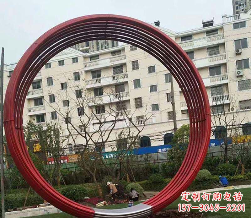 开封不锈钢圆环雕塑精致而经久耐用