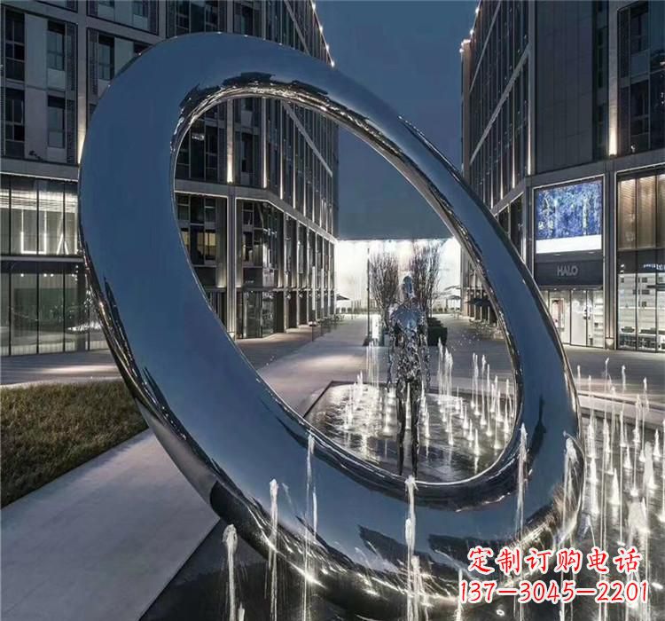 开封圆环景观雕塑令人惊叹的视觉奇观