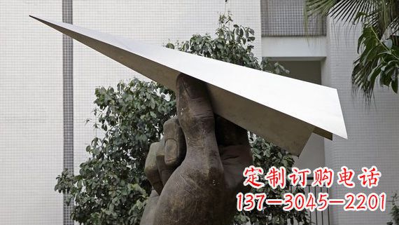 开封不锈钢纸飞机雕塑令人惊叹的艺术绝活