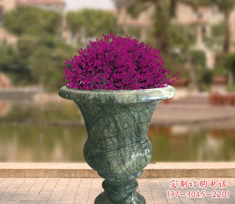 开封白玉景观花盆雕塑让你的景观更加美观