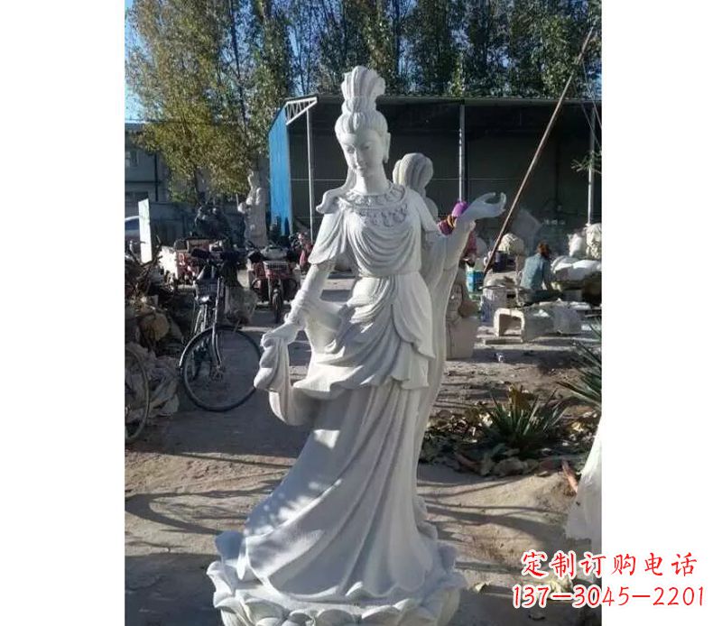 开封传奇女神嫦娥的雕塑