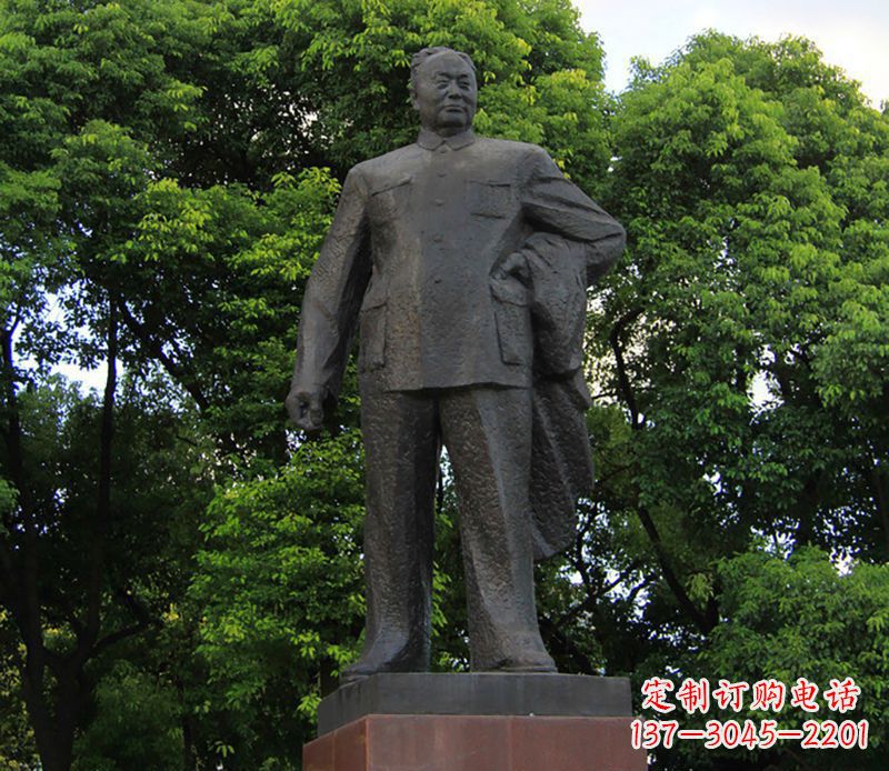 开封陈毅元帅铜雕荣耀中国历史的传承
