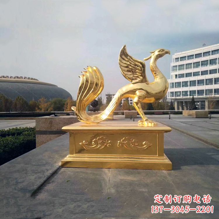 开封城市广场的朱雀雕塑