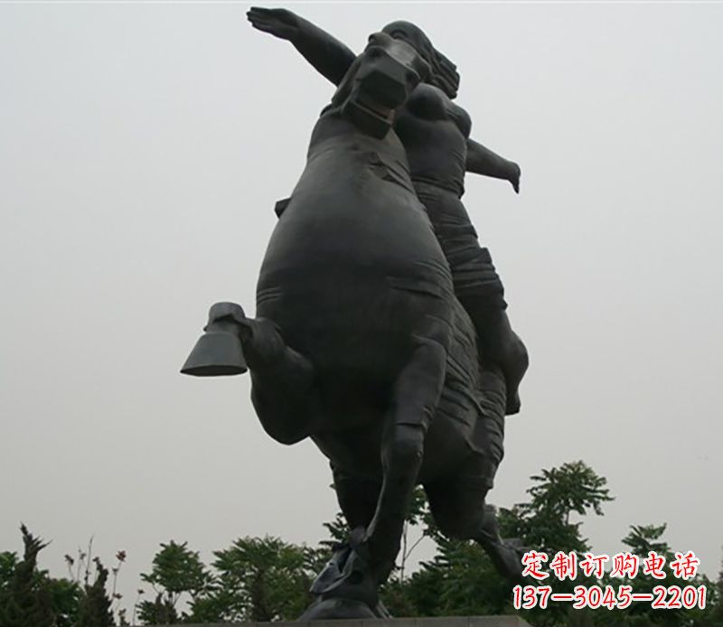 开封骑马雕塑跨越时空的传奇