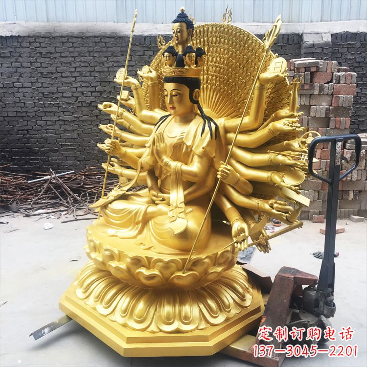 开封精美纯铜千手观音雕塑