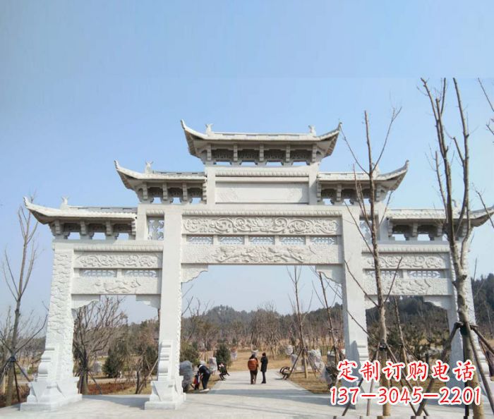开封“村口三门石雕牌楼”——悠久历史的见证