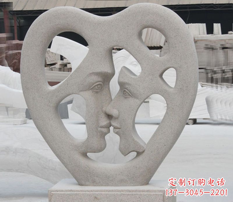 开封情侣石雕,浪漫绽放
