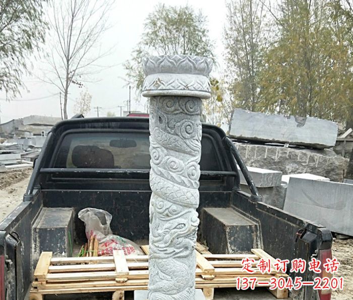 开封大理石龙柱雕塑