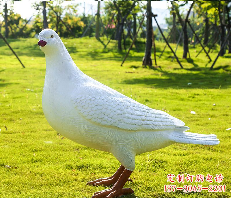 开封大连英雄纪念公园少女和平鸽雕塑