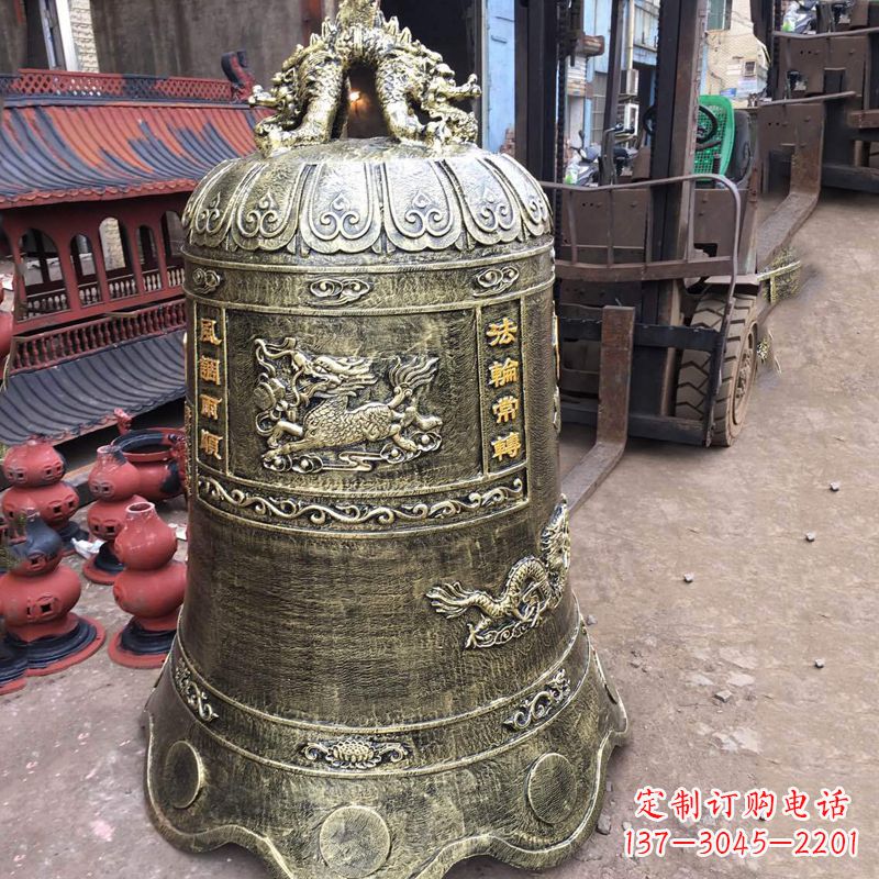 开封华中领雕塑历久弥新的铜钟雕塑