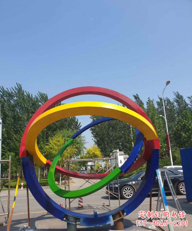 开封大型不锈钢广场圆环景观雕塑