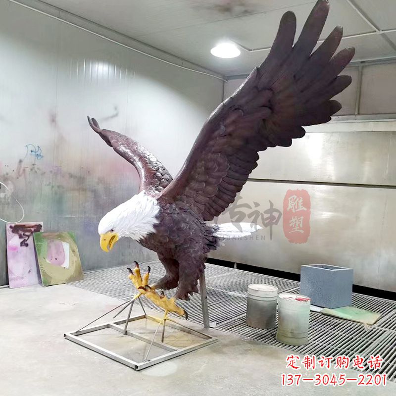 开封优雅老鹰雕塑