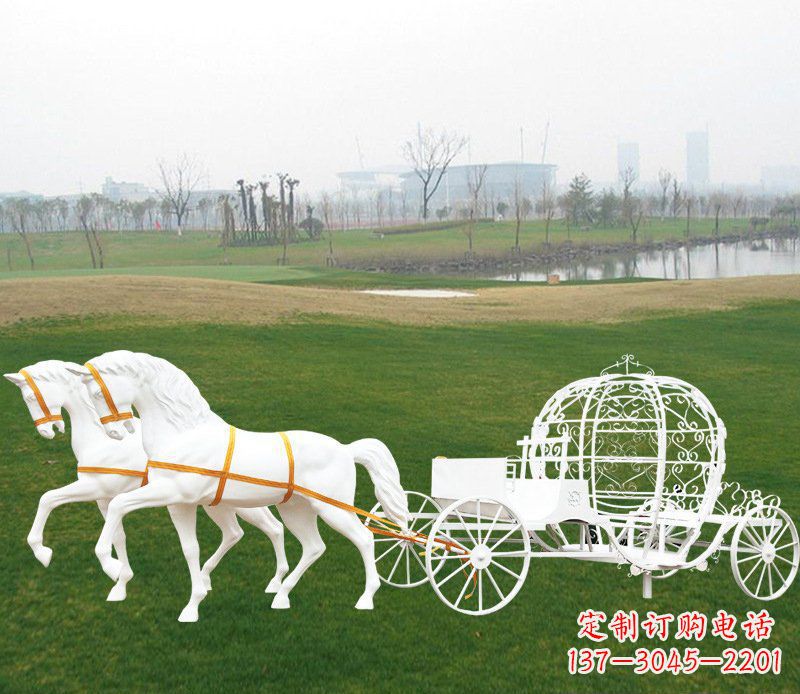 开封优雅迷人的欧式马车动物玻璃钢雕塑