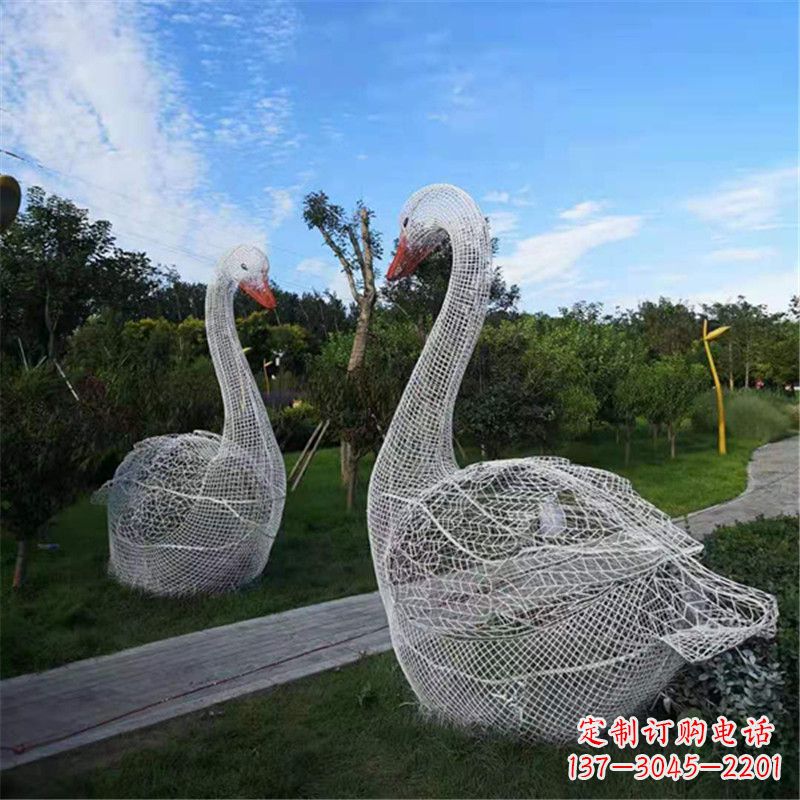 开封梦幻般的大型网格天鹅景观动物雕塑