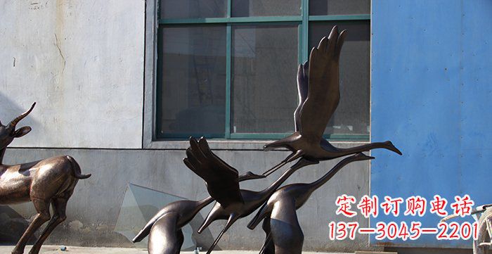 开封大雁飞翔铸铜动物铜雕