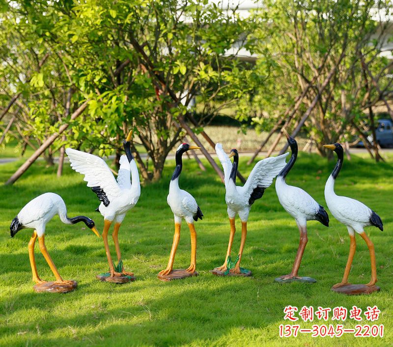 开封丹顶鹤抽象雕塑