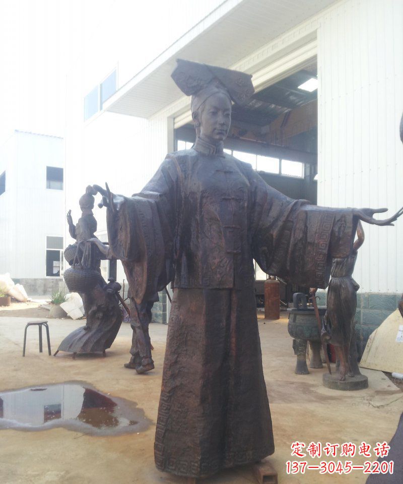 开封清朝女子古代人物铜雕塑