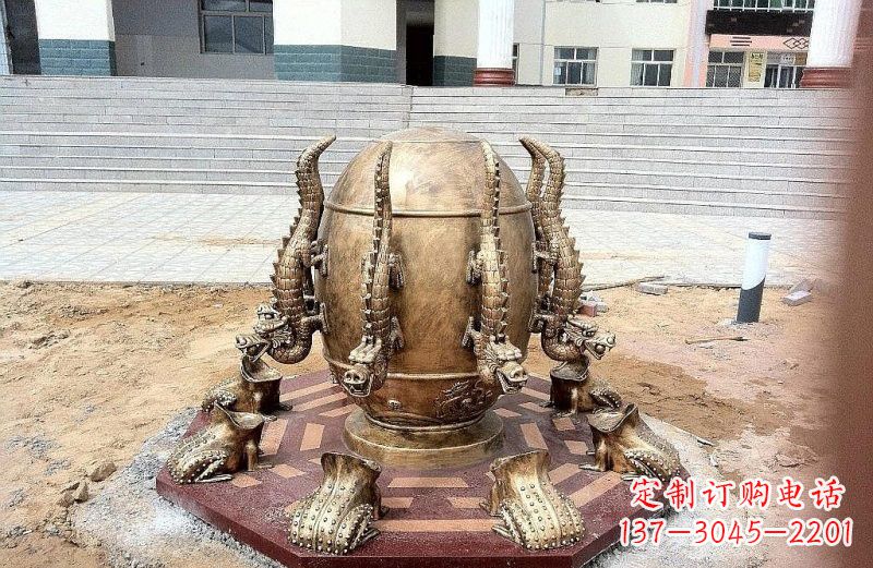 开封精致细节 壮丽地动仪铜雕