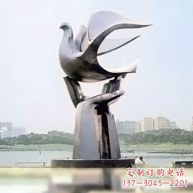 开封精美鸽子雕塑