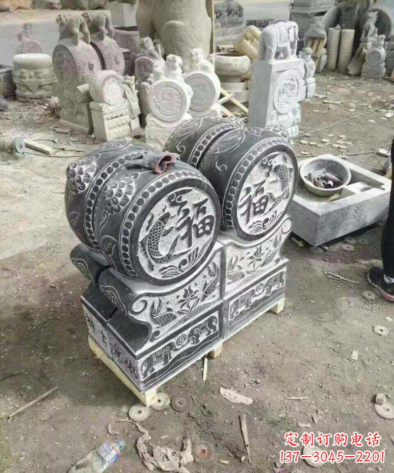 开封风格独特的福字雕塑
