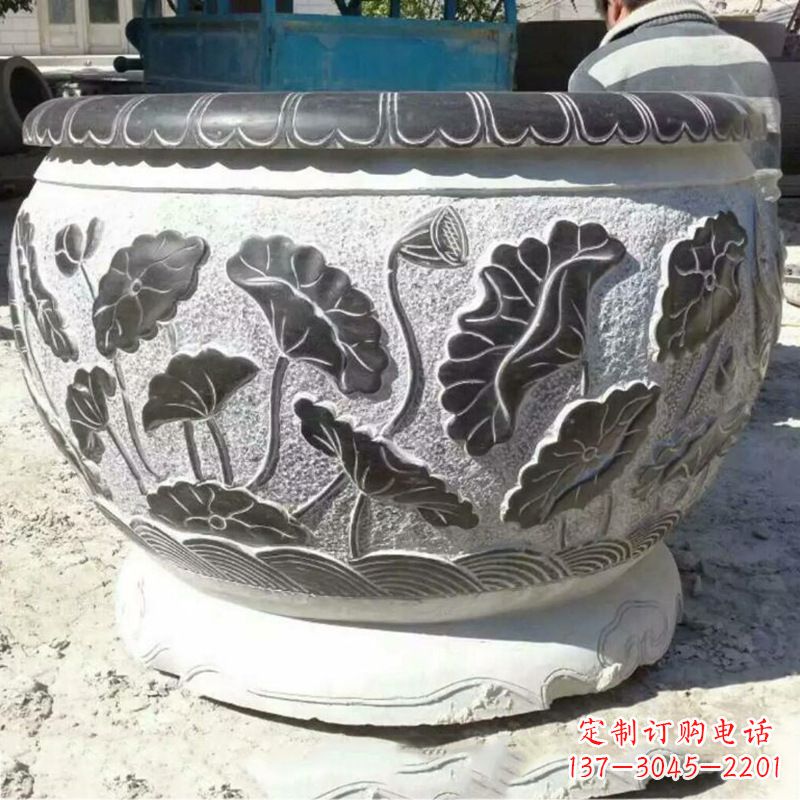 开封青石古水缸雕塑