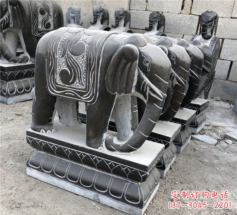 开封仿古青石制造大象雕塑