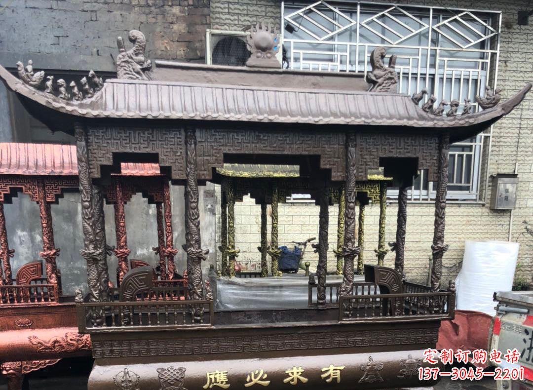 开封精美仿古铜香炉雕塑