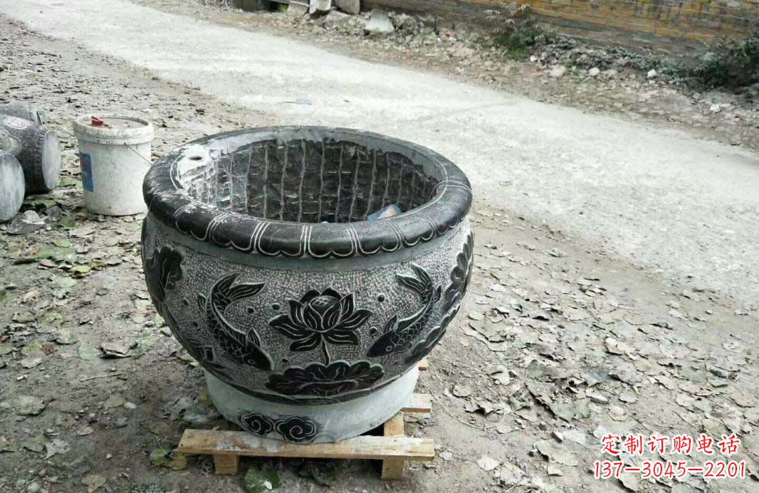 开封仿古圆形水缸石雕