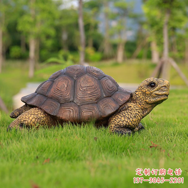 开封玻璃钢乌龟雕塑草坪摆件