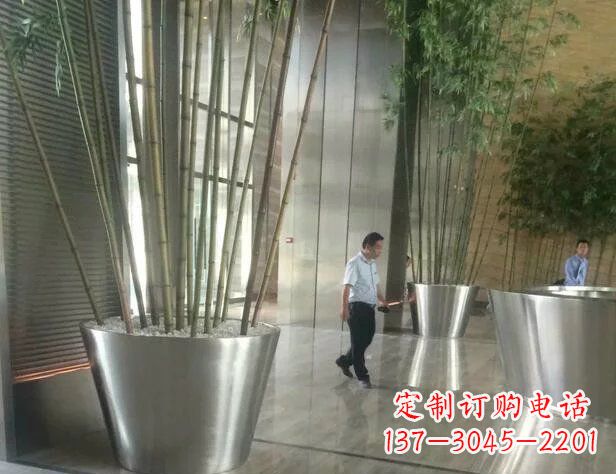 开封品质不锈钢花盆景观雕塑
