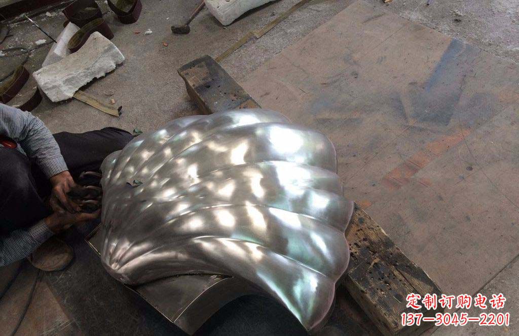 开封精致现代的不锈钢贝壳雕塑